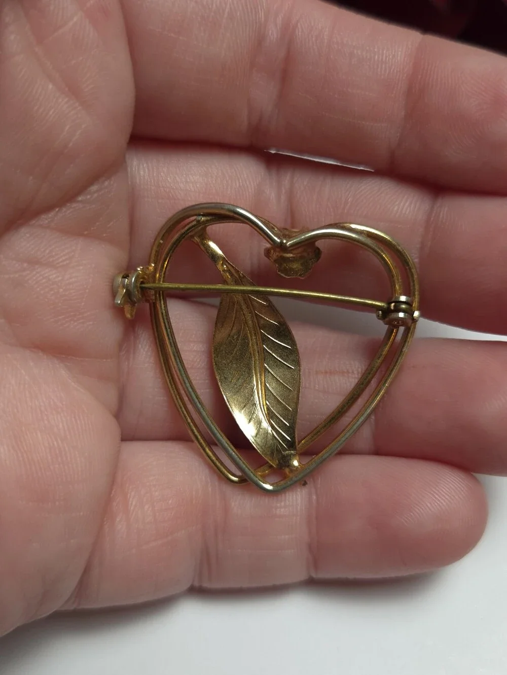 Vintage Gold Plated Genuine Pearl Double Heart & Leaf Brooch